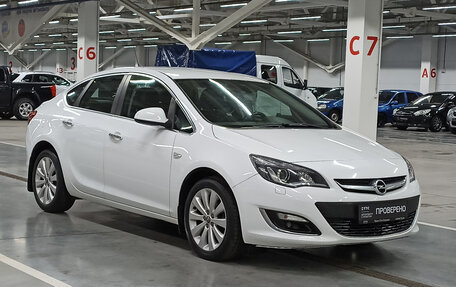 Opel Astra J, 2013 год, 899 000 рублей, 3 фотография