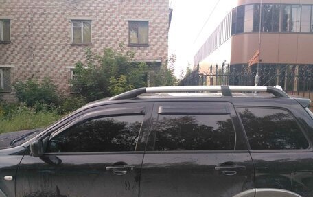 Mitsubishi Outlander III рестайлинг 3, 2005 год, 700 000 рублей, 3 фотография