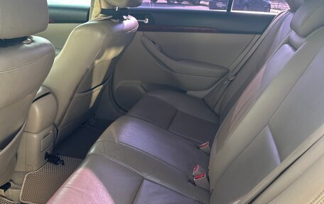 Toyota Avensis III рестайлинг, 2005 год, 850 000 рублей, 7 фотография