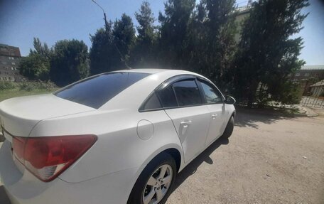 Chevrolet Cruze II, 2012 год, 925 000 рублей, 2 фотография