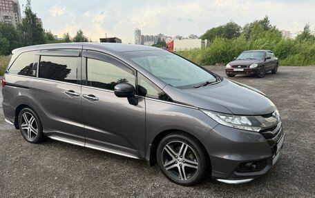 Honda Odyssey IV, 2015 год, 2 200 000 рублей, 2 фотография