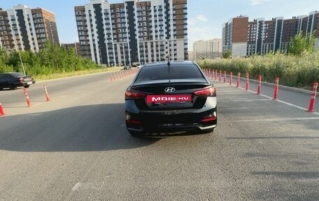 Hyundai Solaris II рестайлинг, 2018 год, 1 300 000 рублей, 7 фотография