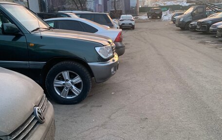Toyota Land Cruiser 100 рестайлинг 2, 1999 год, 1 680 000 рублей, 22 фотография