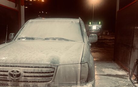 Toyota Land Cruiser 100 рестайлинг 2, 1999 год, 1 680 000 рублей, 26 фотография
