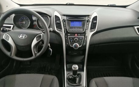 Hyundai i30 II рестайлинг, 2012 год, 950 000 рублей, 7 фотография