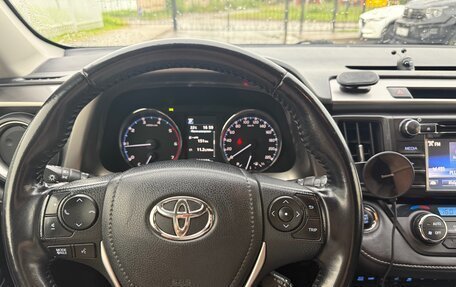 Toyota RAV4, 2016 год, 2 000 000 рублей, 7 фотография