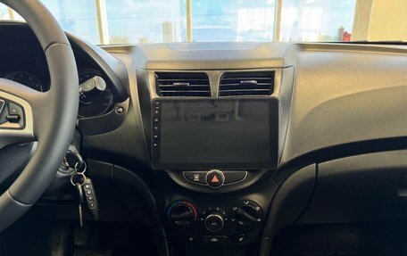Hyundai Solaris II рестайлинг, 2014 год, 969 000 рублей, 12 фотография