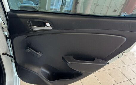 Hyundai Solaris II рестайлинг, 2014 год, 969 000 рублей, 17 фотография