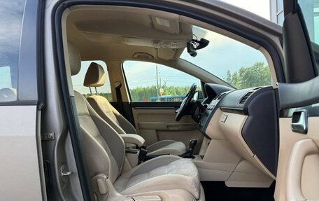 Volkswagen Touran III, 2012 год, 1 115 000 рублей, 14 фотография