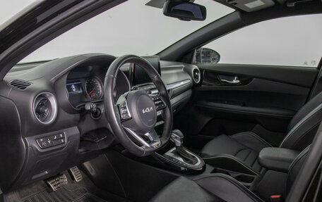KIA Cerato IV, 2022 год, 2 280 000 рублей, 10 фотография