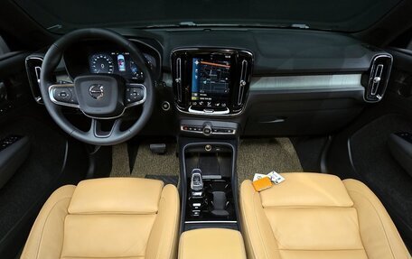 Volvo XC40 I, 2022 год, 3 170 080 рублей, 3 фотография