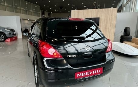 Nissan Tiida, 2011 год, 870 000 рублей, 27 фотография