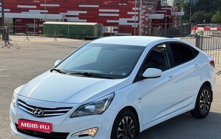Hyundai Solaris II рестайлинг, 2015 год, 1 077 000 рублей, 10 фотография