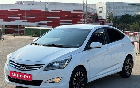 Hyundai Solaris II рестайлинг, 2015 год, 1 077 000 рублей, 9 фотография