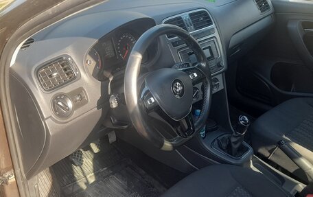 Volkswagen Polo VI (EU Market), 2019 год, 950 000 рублей, 1 фотография