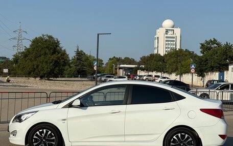 Hyundai Solaris II рестайлинг, 2015 год, 1 077 000 рублей, 16 фотография