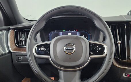 Volvo XC60 II, 2022 год, 4 430 080 рублей, 4 фотография
