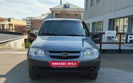 Chevrolet Niva I рестайлинг, 2018 год, 670 000 рублей, 2 фотография