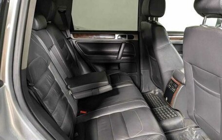 Volkswagen Touareg III, 2010 год, 1 200 000 рублей, 8 фотография