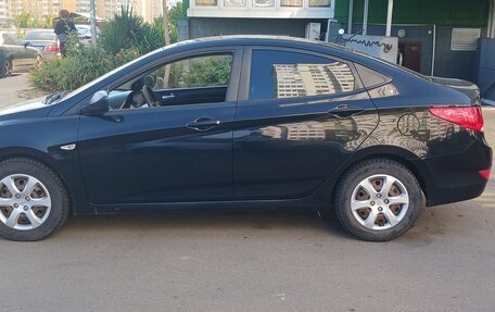 Hyundai Solaris II рестайлинг, 2012 год, 670 000 рублей, 7 фотография