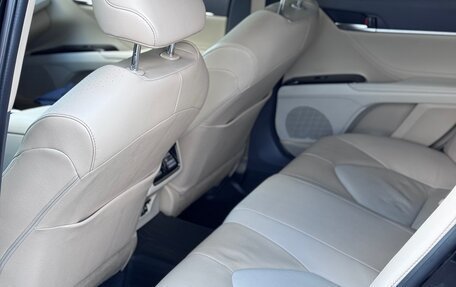 Toyota Camry, 2021 год, 3 180 000 рублей, 8 фотография