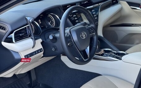 Toyota Camry, 2021 год, 3 180 000 рублей, 5 фотография