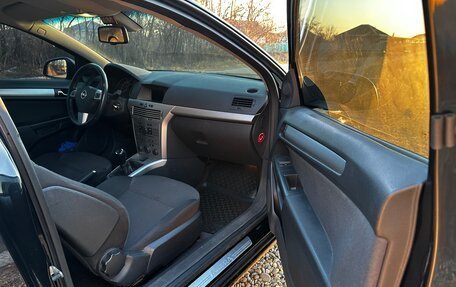 Opel Astra H, 2011 год, 625 000 рублей, 17 фотография