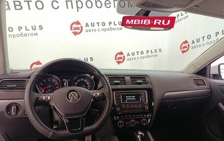 Volkswagen Jetta VI, 2017 год, 1 199 000 рублей, 6 фотография