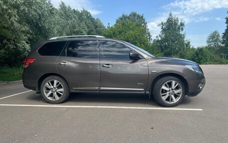 Nissan Pathfinder, 2014 год, 2 200 000 рублей, 19 фотография