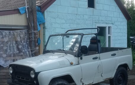 ЛуАЗ 3151, 1999 год, 130 000 рублей, 3 фотография