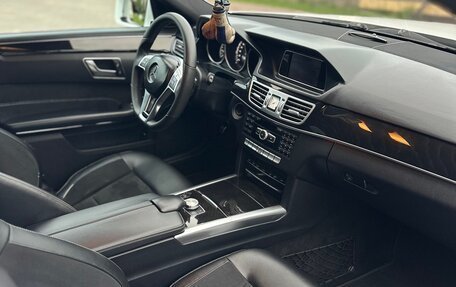 Mercedes-Benz E-Класс, 2014 год, 1 999 990 рублей, 17 фотография