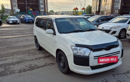 Toyota Probox I, 2017 год, 950 000 рублей, 2 фотография