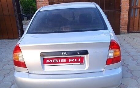 Hyundai Accent II, 2005 год, 350 000 рублей, 2 фотография