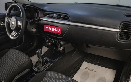 KIA Rio IV, 2018 год, 1 179 000 рублей, 17 фотография