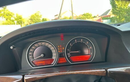 BMW 7 серия, 2004 год, 1 500 000 рублей, 4 фотография