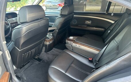 BMW 7 серия, 2004 год, 1 500 000 рублей, 7 фотография