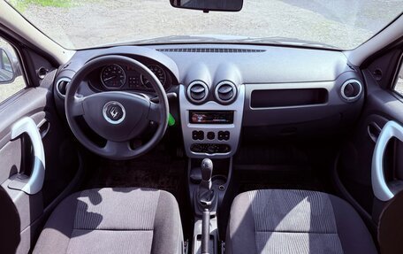 Renault Logan I, 2014 год, 700 000 рублей, 11 фотография