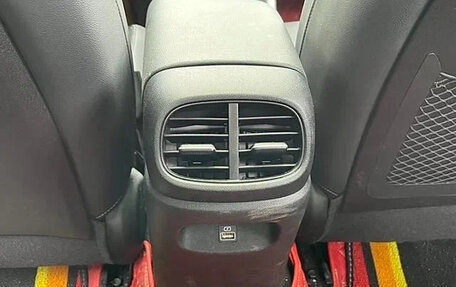 Hyundai Elantra, 2022 год, 1 820 000 рублей, 11 фотография