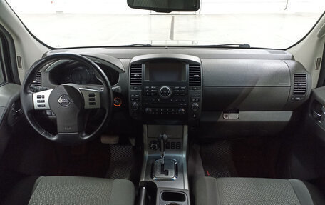 Nissan Pathfinder, 2013 год, 1 580 000 рублей, 17 фотография