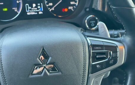 Mitsubishi Outlander III рестайлинг 3, 2020 год, 2 480 000 рублей, 12 фотография