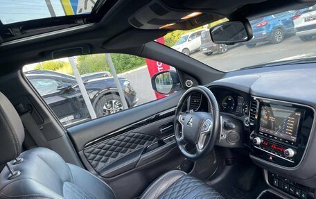Mitsubishi Outlander III рестайлинг 3, 2020 год, 2 480 000 рублей, 16 фотография