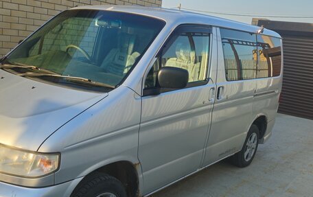 Mazda Bongo Friendee i рестайлинг, 2004 год, 570 000 рублей, 2 фотография