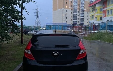 Hyundai Solaris II рестайлинг, 2012 год, 600 000 рублей, 4 фотография