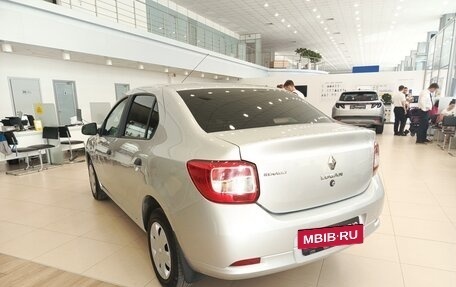 Renault Logan II, 2017 год, 696 000 рублей, 8 фотография