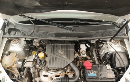 Renault Logan II, 2017 год, 696 000 рублей, 11 фотография
