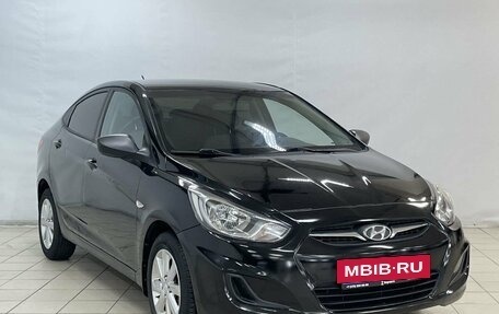 Hyundai Solaris II рестайлинг, 2011 год, 799 900 рублей, 2 фотография