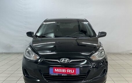 Hyundai Solaris II рестайлинг, 2011 год, 799 900 рублей, 3 фотография