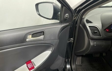 Hyundai Solaris II рестайлинг, 2011 год, 799 900 рублей, 17 фотография
