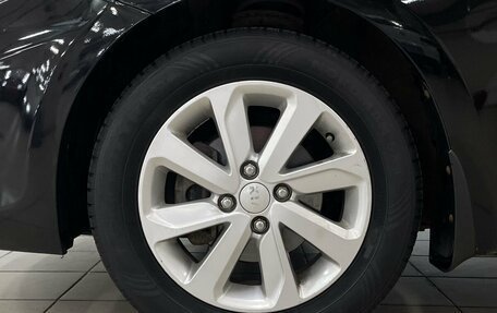 Hyundai Solaris II рестайлинг, 2011 год, 799 900 рублей, 20 фотография