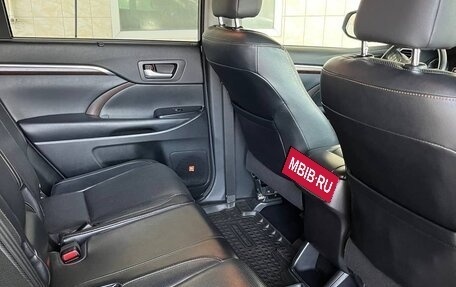 Toyota Highlander III, 2014 год, 3 500 000 рублей, 8 фотография